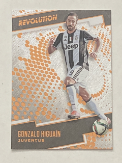 2017 Panini Revolution #039 Gonzalo Higuaín