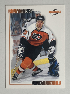 1995-96 Score #009 John LeClair